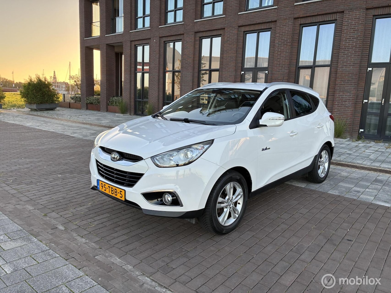 Hyundai ix35 - 1.6i GDI Business Edition Cruise Clima NAP! - AutoWereld.nl