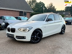 BMW 1-serie - 116i High Executive Sport|Nieuwe Ketting + Klepseals|Leder|Navigatie|Cruise control|Climat