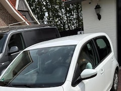 Volkswagen e-Up! - I 5Drs I Camera i PDC I