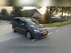 Volkswagen Touran - 2.0 TDI Highline PANORAMA DAK AUTOMAAT XENON LED 7 PERSOONS FULL OPTIES