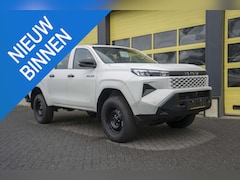 Toyota HiLux - 2.8 D-4D MHEV Double Cab Auto 4WD Active