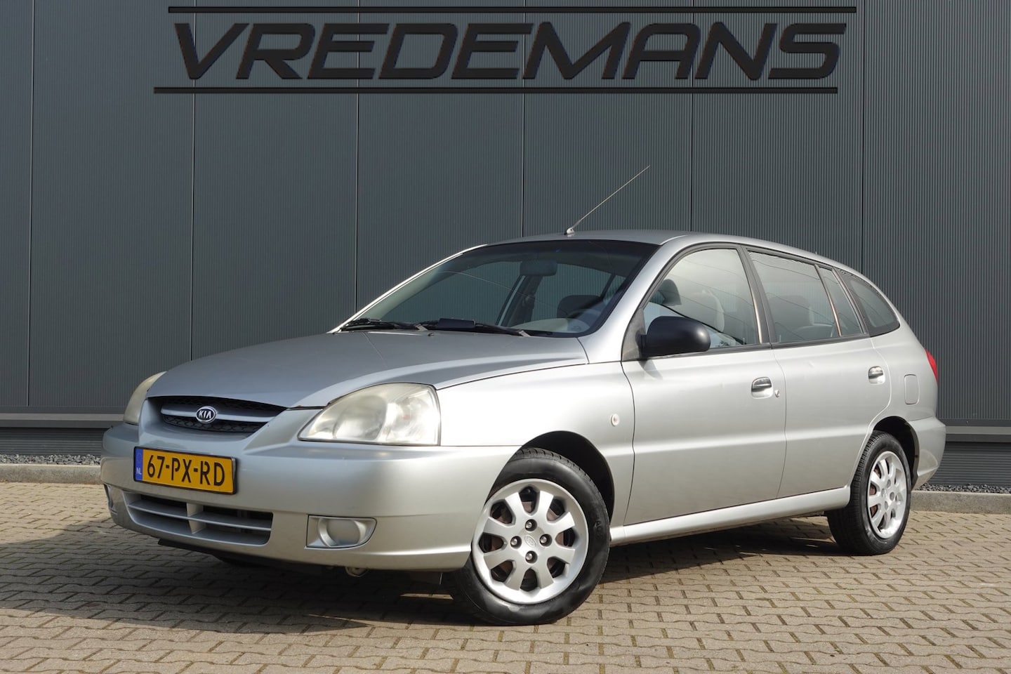 Kia Rio - 1.3 RS Visto 1.3 RS Visto - AutoWereld.nl