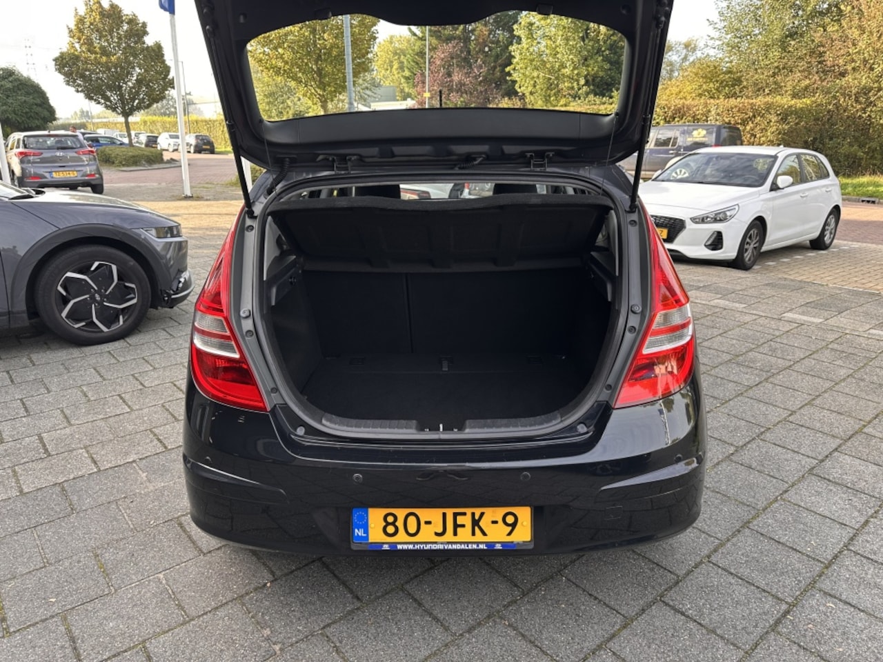 Hyundai i30 - 1.6i Dynamic*RIJKLAARPRIJS*