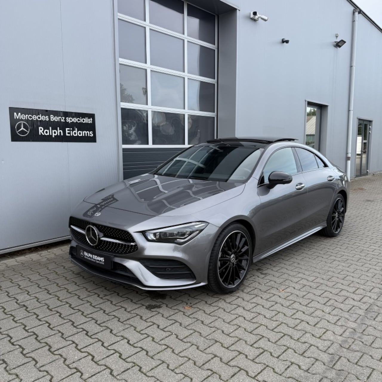 Mercedes-Benz CLA-Klasse - *PANO/CAMERA/CARPLAY* 250 e AMG Line - AutoWereld.nl