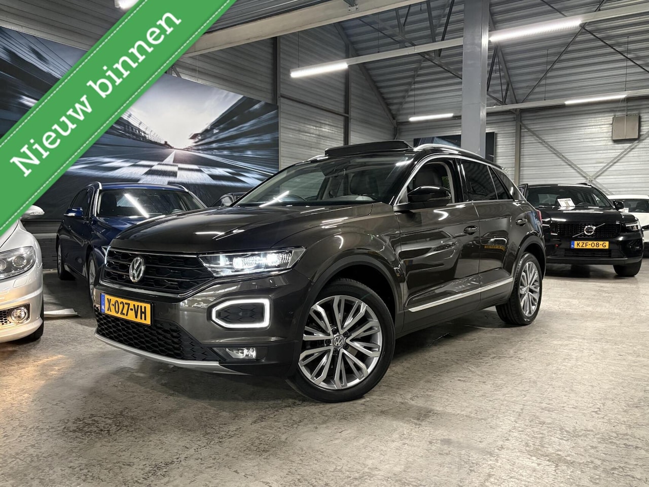 Volkswagen T-Roc - 2.0 TSI 4Motion Sport | Pano | UNIEK | Trekhaak | Leder - AutoWereld.nl
