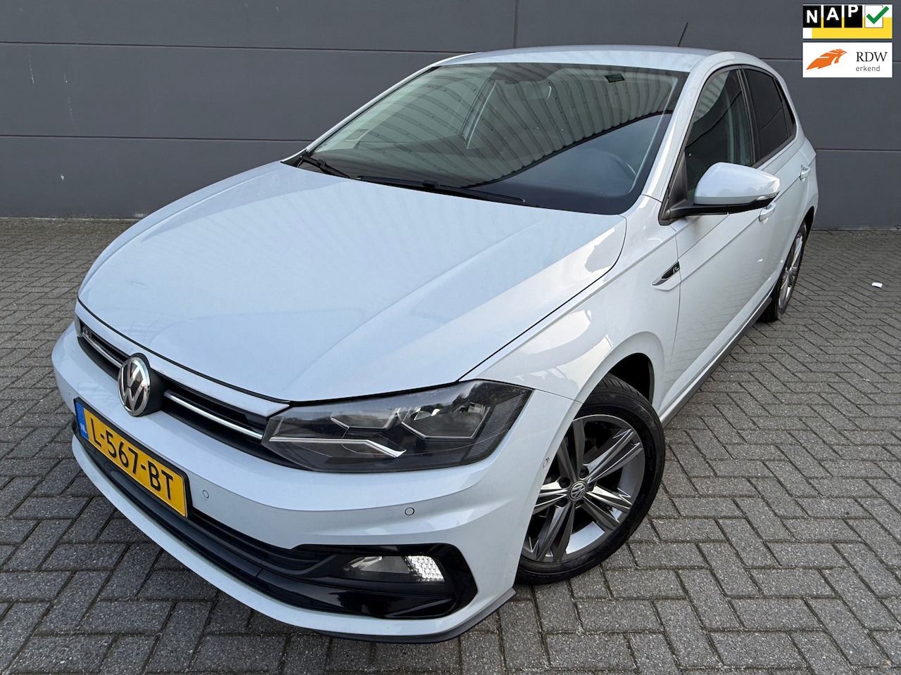 Volkswagen Polo - 1.0 TSI Highline Business R*CRUISE*NAVI*CAMERA*PARK SENSOREN*CarPlay - AutoWereld.nl