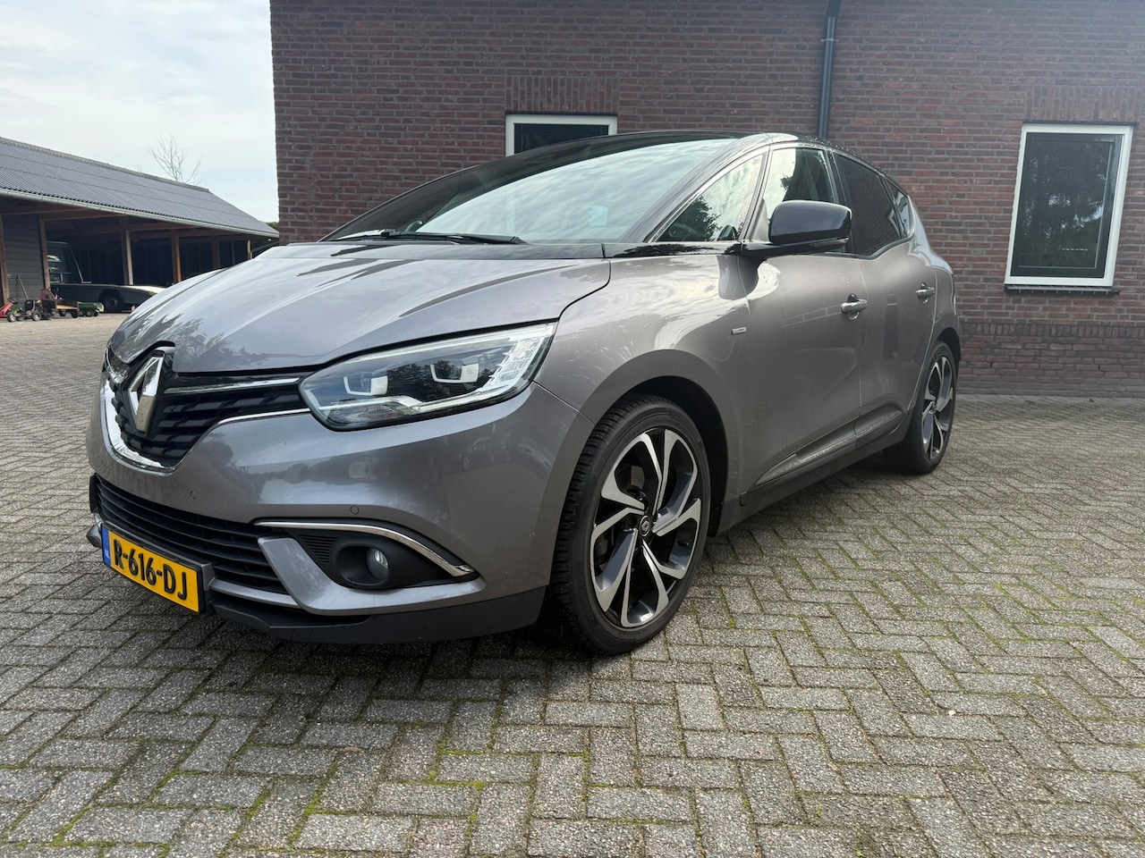 Renault Scénic - 1.5 dCi Bose 1.5 dCi Bose (Export) - AutoWereld.nl