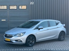 Opel Astra - 1.4 Turbo 120 Jaar Edition|Automaat|89.719km|PDC|NAP