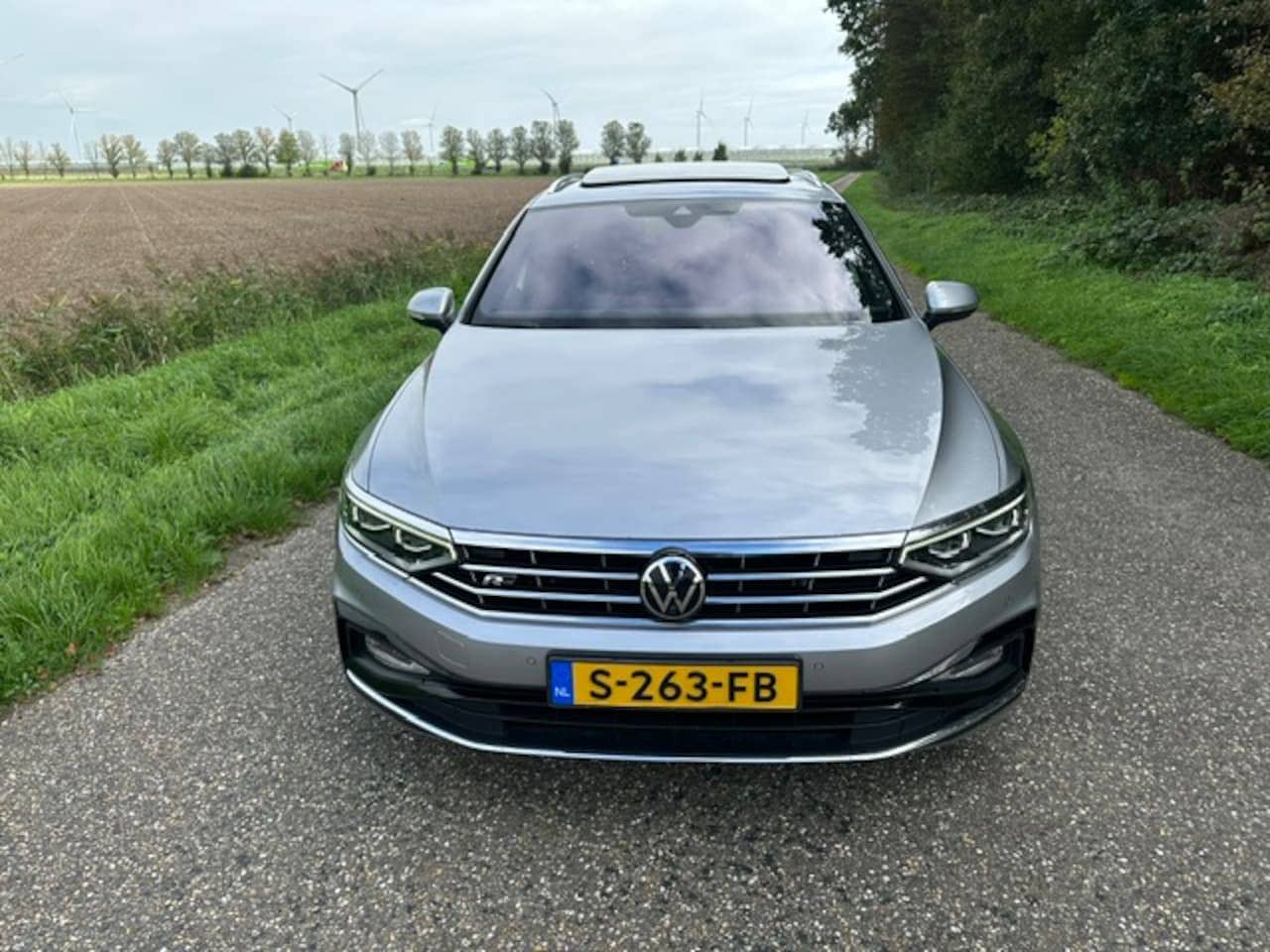 Volkswagen Passat Variant - 1.5 TSI R-Line Business + 1.5 TSI R-Line Business - AutoWereld.nl