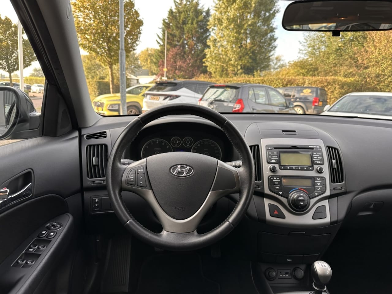 Hyundai i30 - 1.6i Dynamic*RIJKLAARPRIJS*