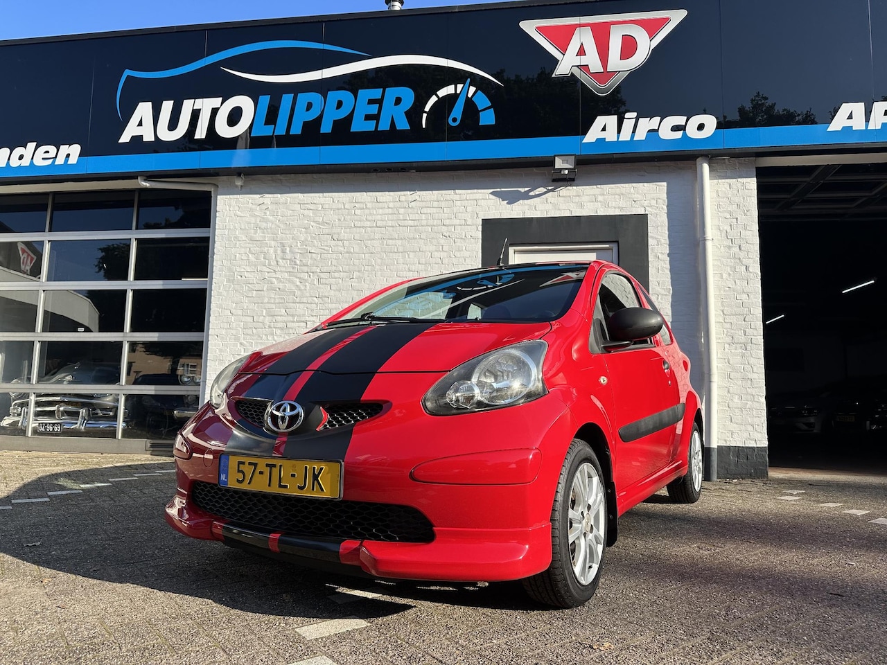 Toyota Aygo - 1.0-12V Sport/Apk 10-07-2027/Lm velgen/All season banden - AutoWereld.nl