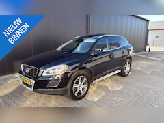 Volvo XC60 - 2.4 D5 AWD Summum Pano Leer Grijs kenteken