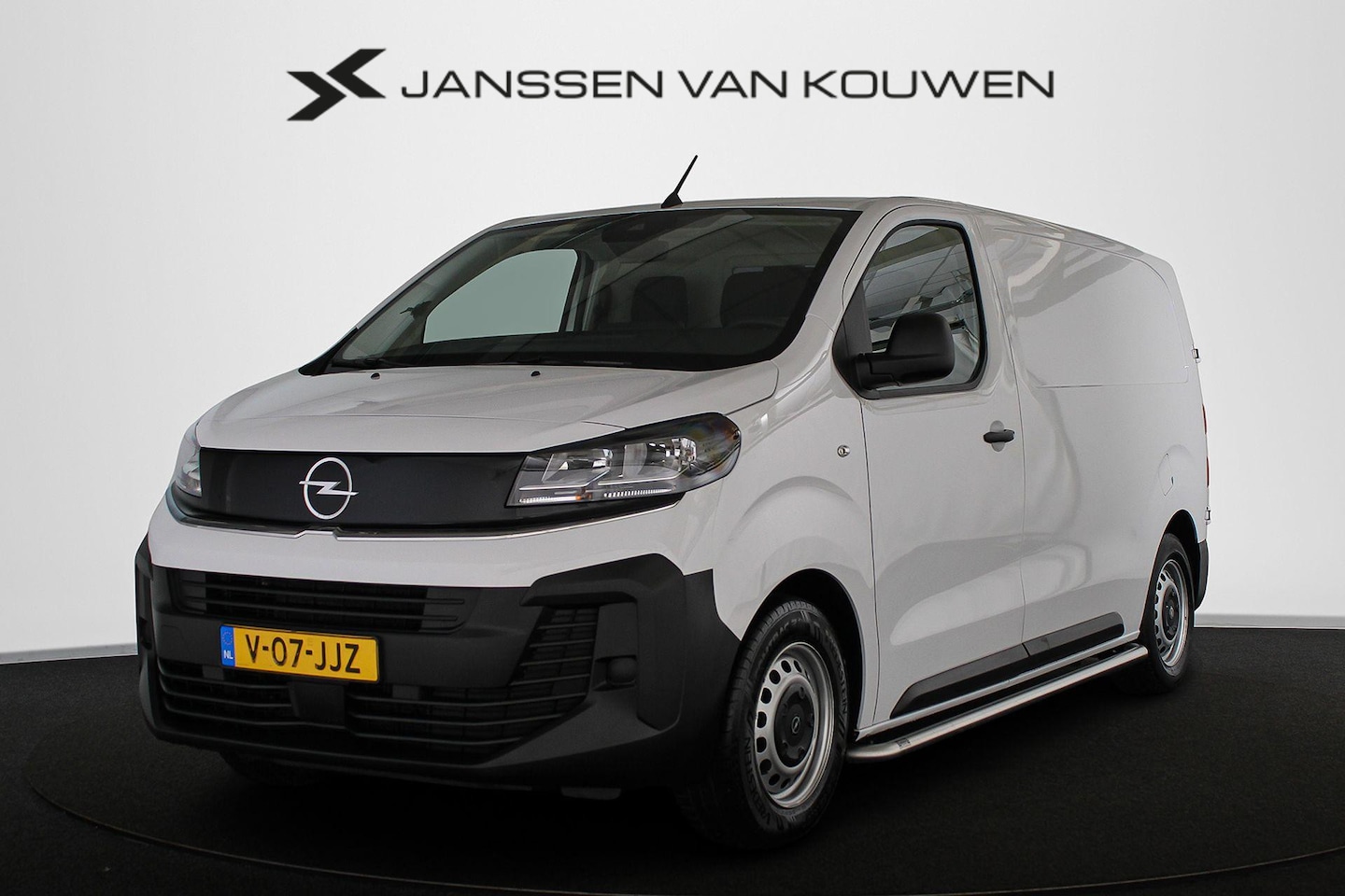 Opel Vivaro - 2.0 Diesel 145 L2 Achteruitrijcamera Apple CarPlay - AutoWereld.nl