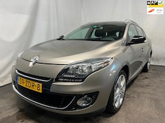 Renault Mégane Estate - 1.2 TCe Bose - Motor Rookt - Schade