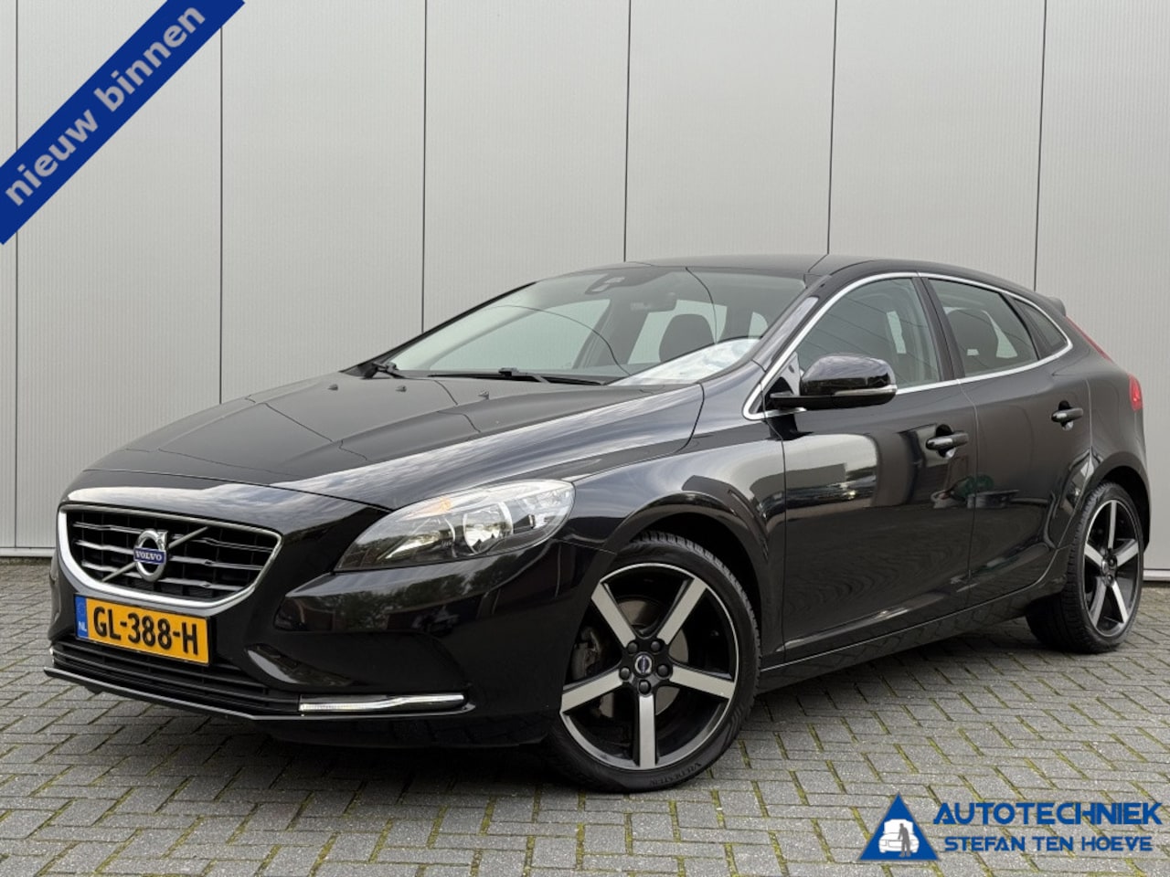 Volvo V40 - 1.6 T4 Momentum Trekhaak Automaat - AutoWereld.nl