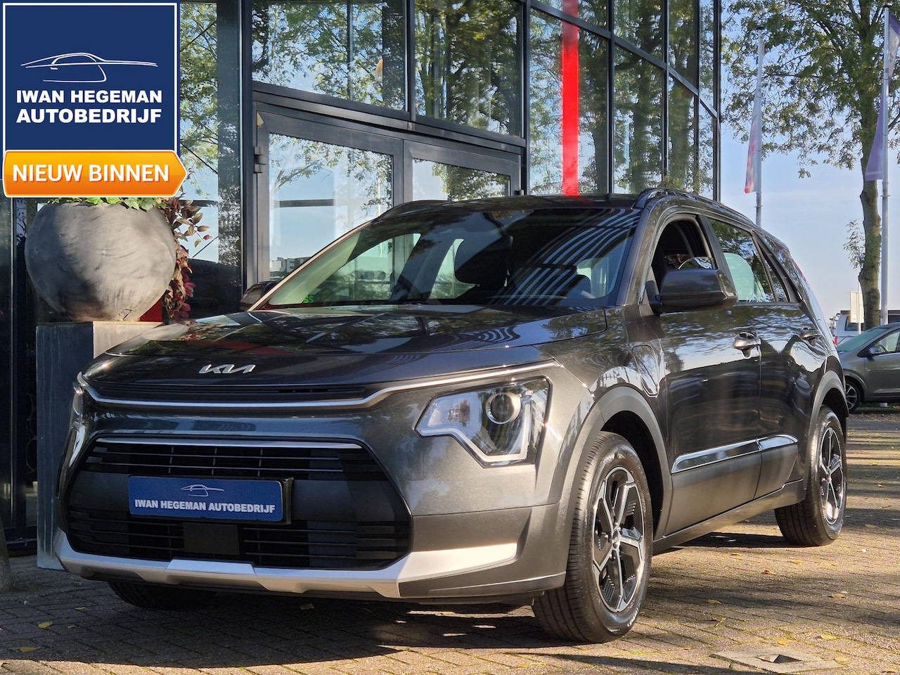Kia Niro - 1.6 GDi PHEV DynamicLine | PDC + Camera |Climate control | Stoel/ Stuurverwarming | Apple - AutoWereld.nl