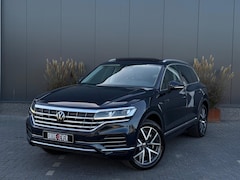 Volkswagen Touareg - 3.0 TSi eHybrid 4MOTION PANO|LEDER|LED|CAMERA