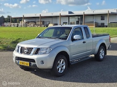 Nissan Navara - 2.5 dCi SE King Cab 4x4 Pick-up 3000kg trekgew