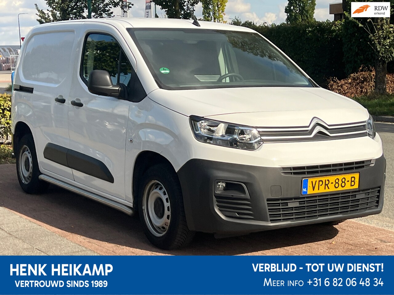 Citroën Berlingo - 1.5 BlueHDI *CARPLAY| + BULLBARS - AutoWereld.nl