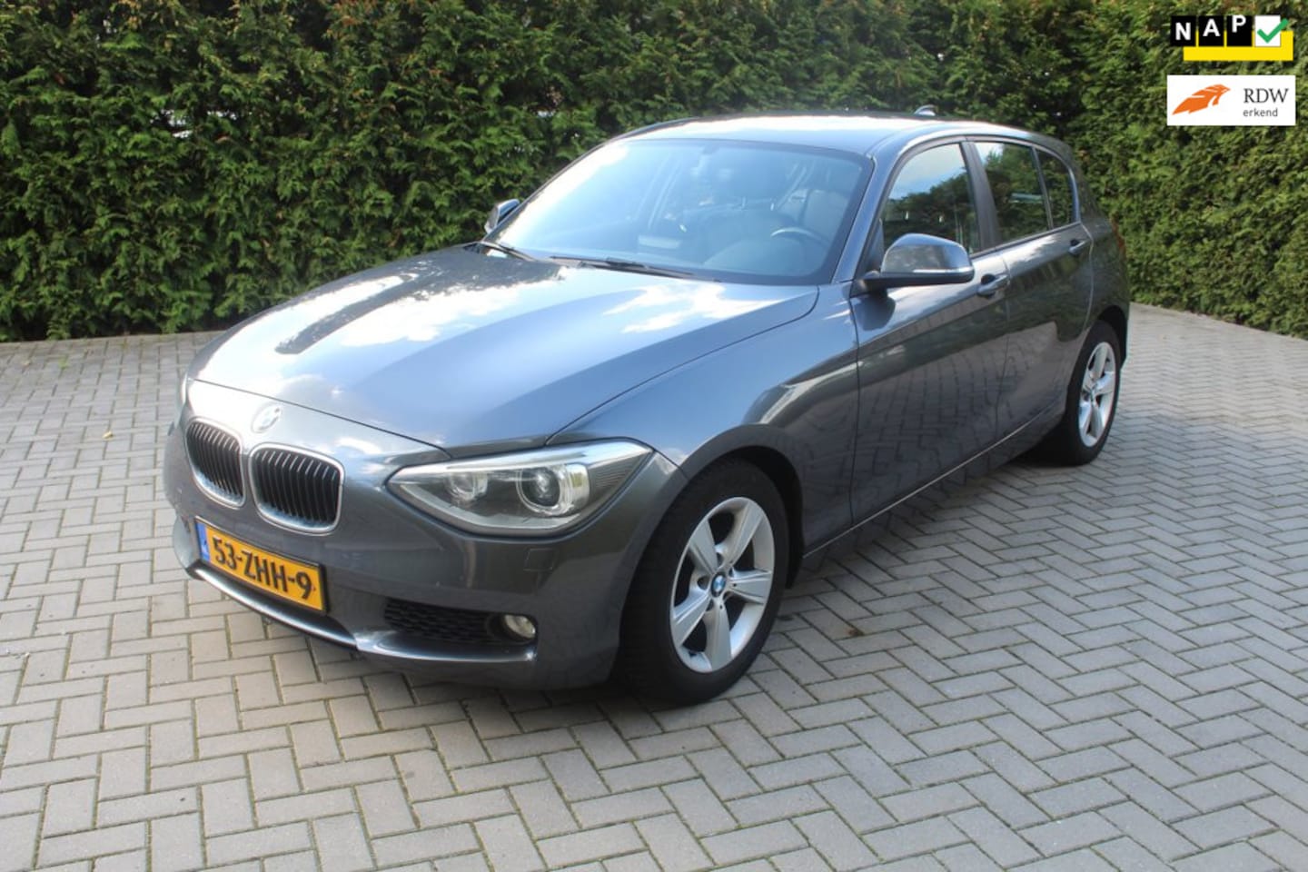 BMW 1-serie - 118i Upgrade Edition Automaat - AutoWereld.nl