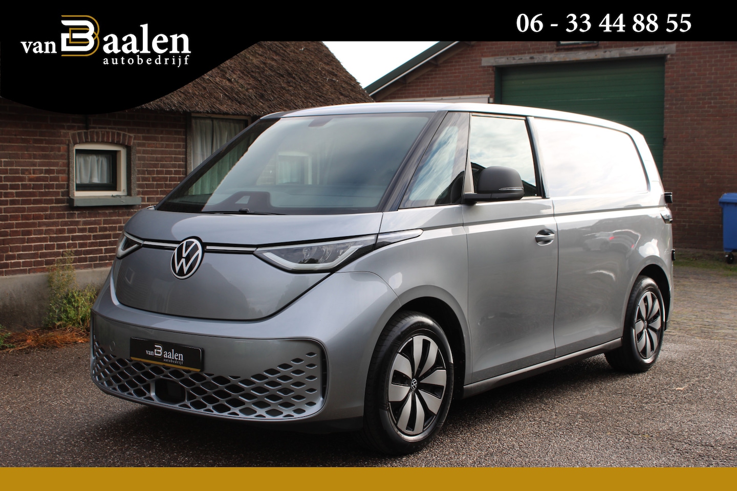 Volkswagen ID. Buzz Cargo - 77 kWh LED 150Kw SOh 95% ACHTERDEUREN AIRCO 3-ZITS LED 72000KM!!! - AutoWereld.nl