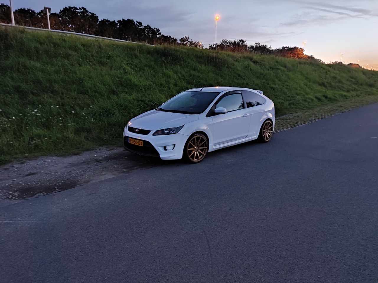 Ford Focus - 2.5-20V ST 2.5 Mk 2 Turbo - AutoWereld.nl