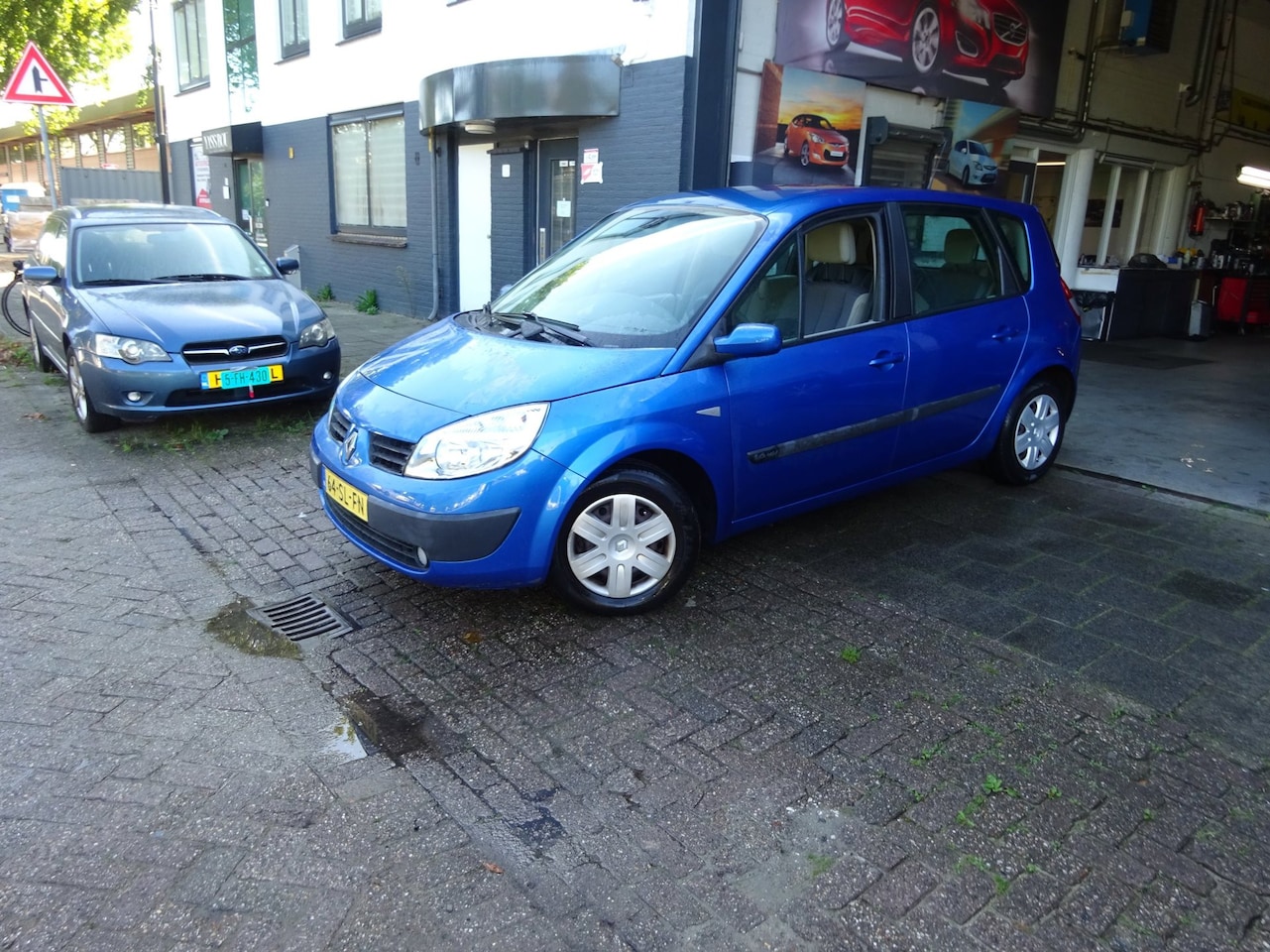 Renault Scénic - 1.6-16V Dynamique Comfort MET JAAR APK - AutoWereld.nl
