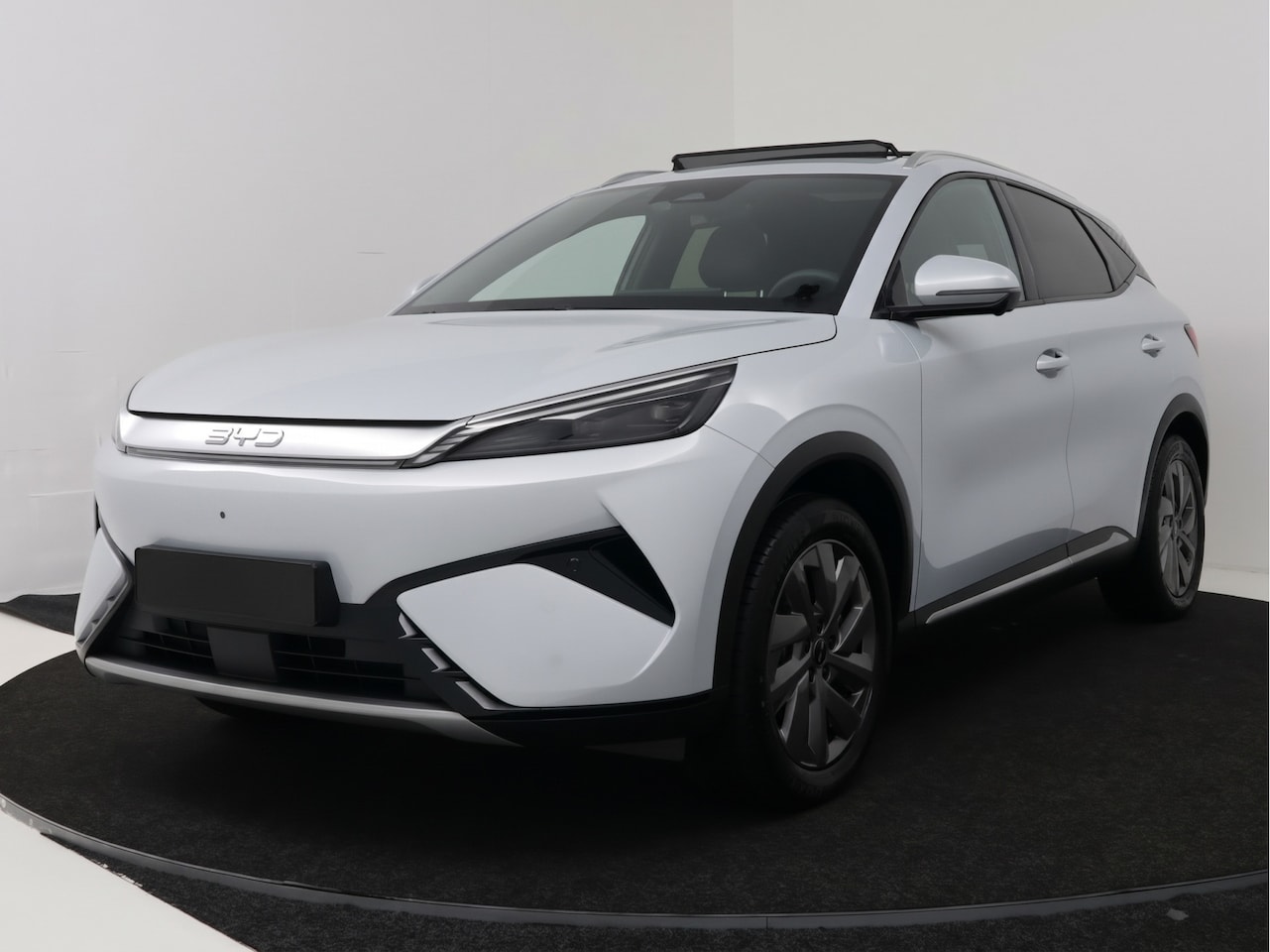 BYD ATTO 3 EVO - Excellence 74.8 kWh | Nieuw & Direct uit voorraad leverbaar | - AutoWereld.nl
