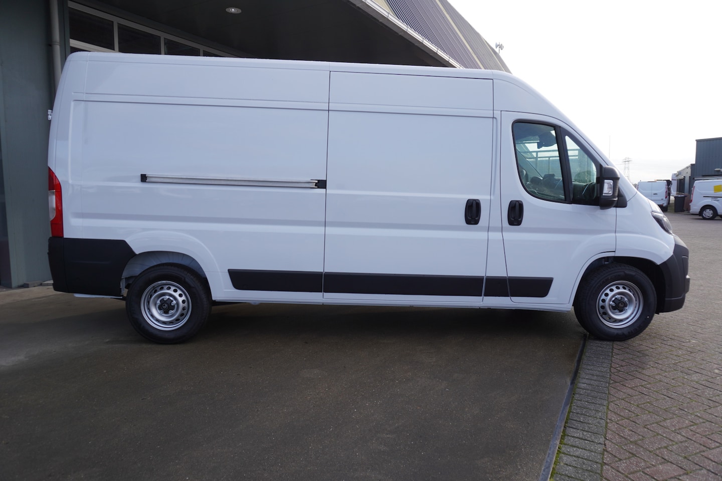 Citroën Jumper - 2.2 BlueHDi 140 L3H2 3.5t Airco | Cruise | Apple CP + Android | Camera - AutoWereld.nl