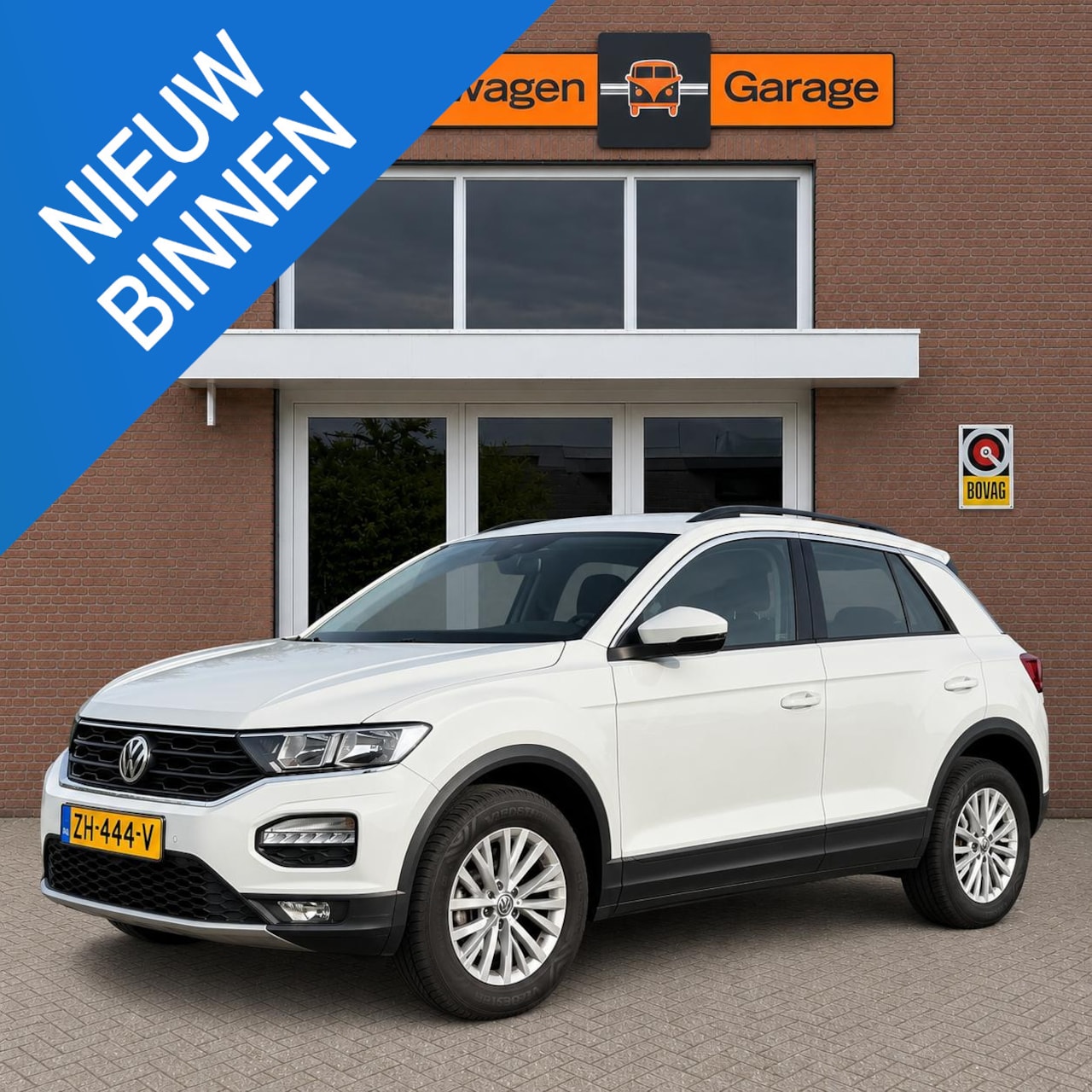 Volkswagen T-Roc - 1.5 TSI Style | Carplay | Navigatie | PDC | Automaat | Airco | - AutoWereld.nl