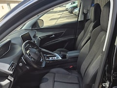 Peugeot 3008 - 1.2 PureTech Blue Lease Premium