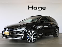 Volkswagen Golf - 1.4 TSI GTE Clima Adaptieve cruise Panoramadak Navigatie Xenon LED Inruil mogelijk