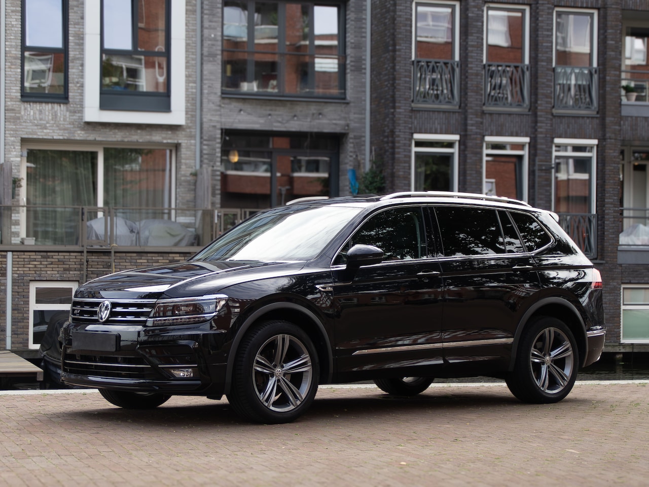 Volkswagen Tiguan Allspace - 1.5 TSI Highline Business R 7p. - AutoWereld.nl