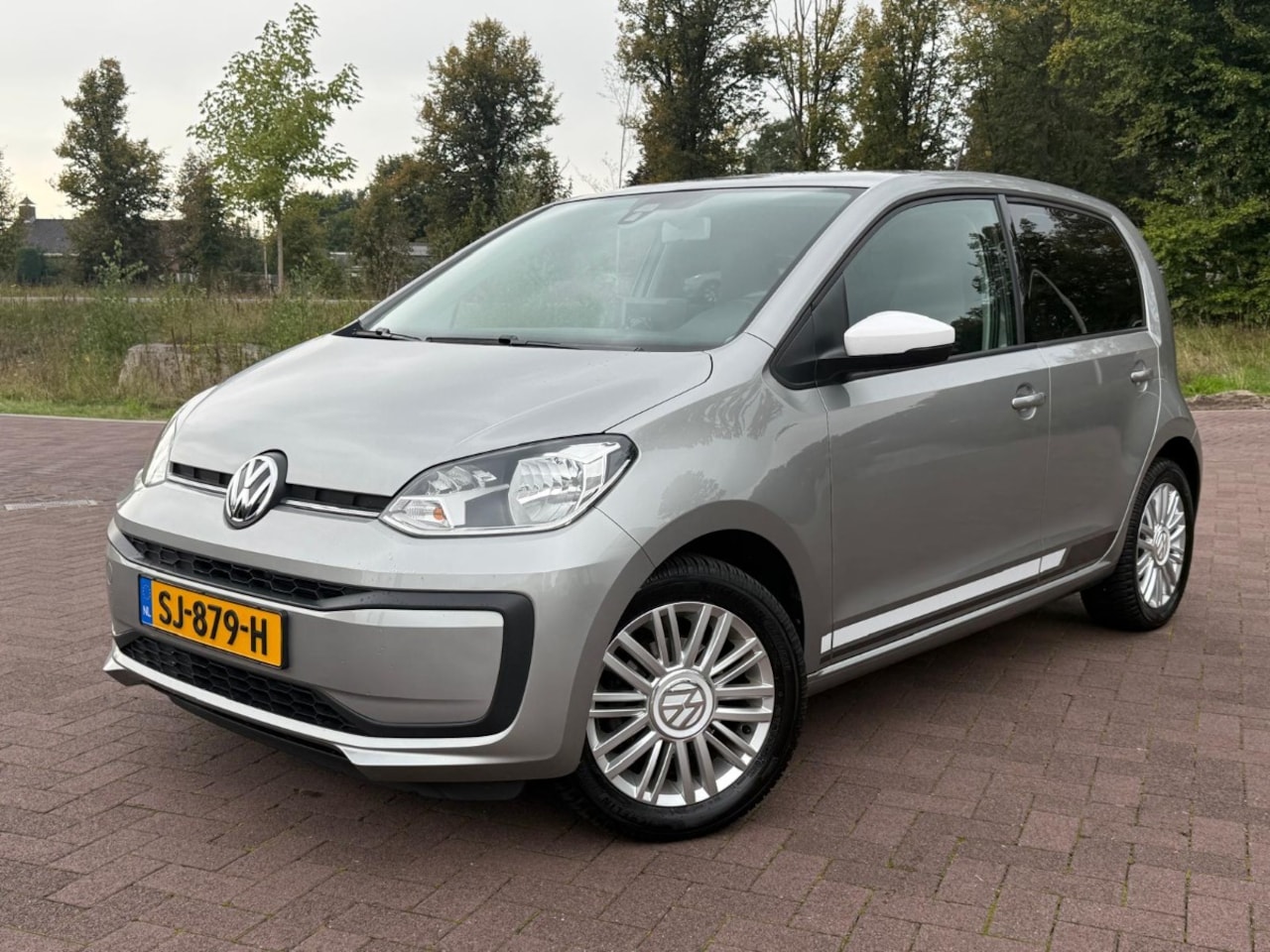 Volkswagen Up! - | CARPLAY | ALL SEASON | NAP | - AutoWereld.nl