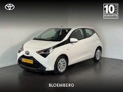 Toyota Aygo - 1.0 VVT-i x-play | CarPlay | Achteruitrijcamera |