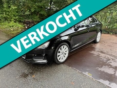 Audi A3 Limousine - 1.5 TFSI CoD Design Leer/stof 6-Bak Carplay lmv ww-glas enz