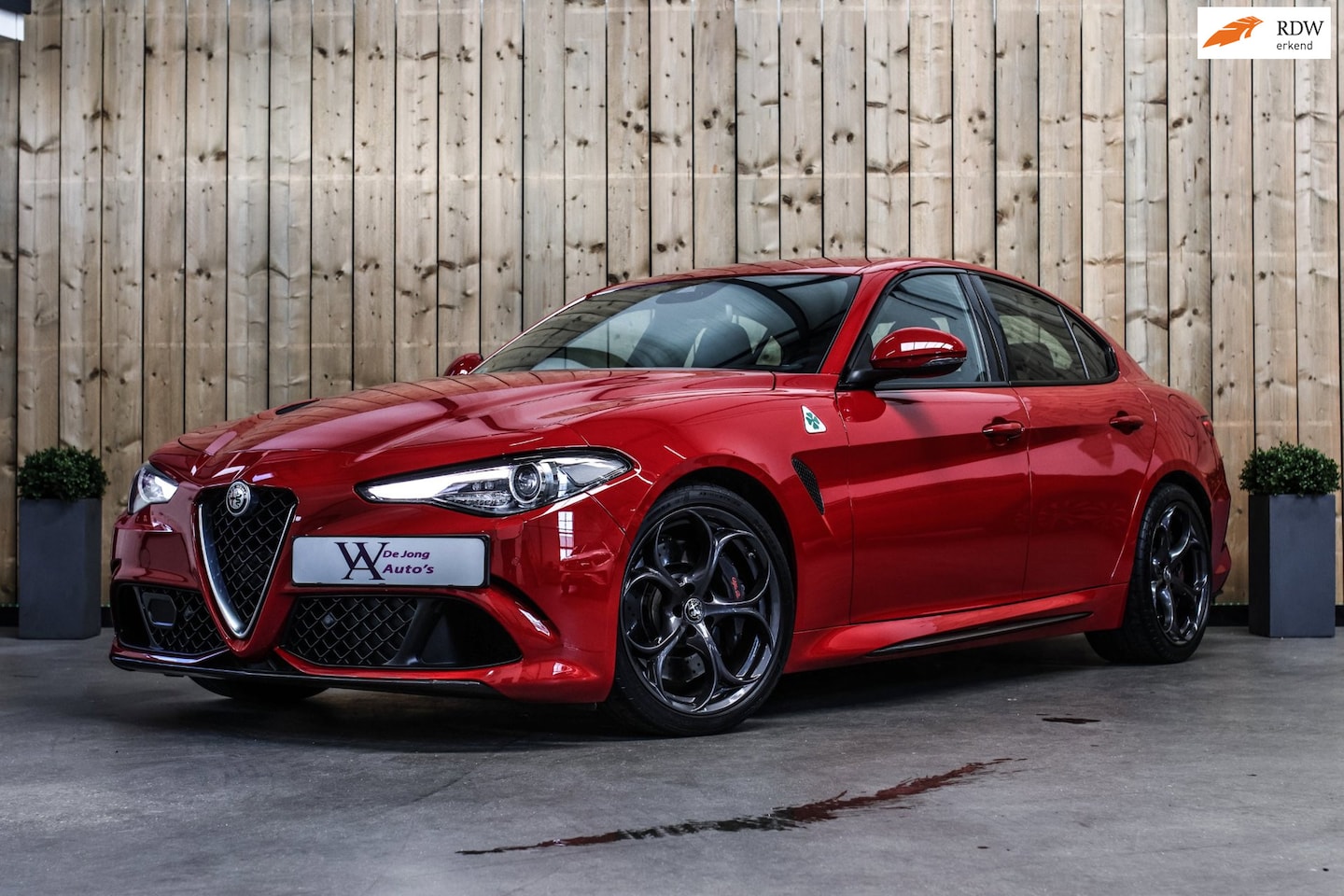 Alfa Romeo Giulia - 2.9 V6 Quadrifoglio *Kuipstoelen*H/K*ACC*1e eigenaar* - AutoWereld.nl