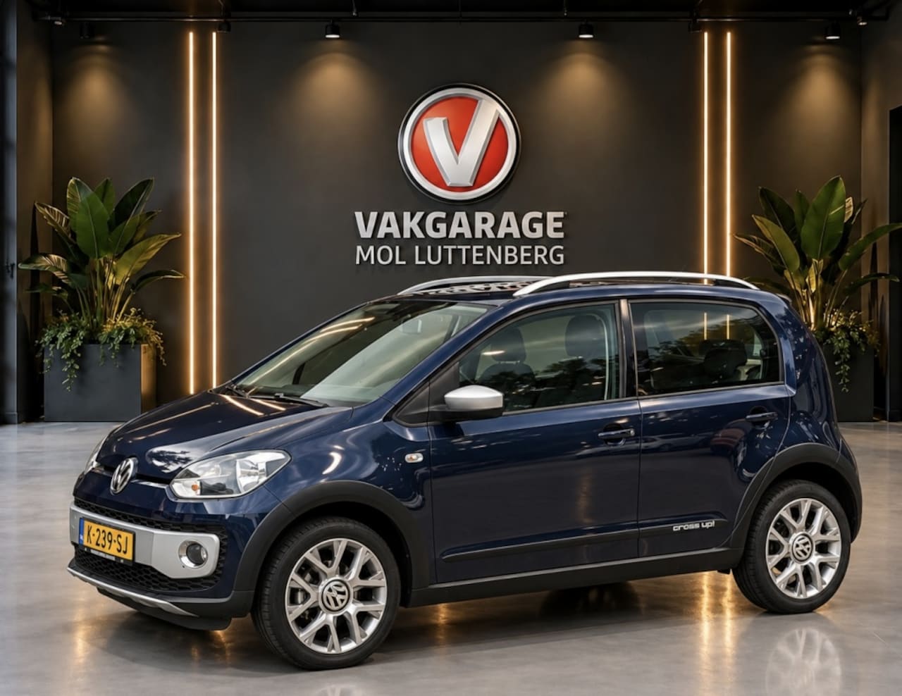 Volkswagen Up! - 1.0 75PK 5D BMT Cross Up! - AutoWereld.nl