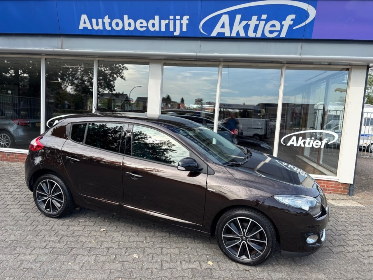 Renault Mégane - 1.2 TCe Bose 1.2 TCE BOSE - AutoWereld.nl