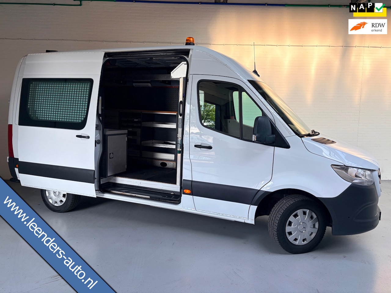 Mercedes-Benz Sprinter - Automaat Servicewagen 314 2.2 CDI 140PK L2H2 euro6 BOTT, Victron V230, Standkachel Trekhaa - AutoWereld.nl