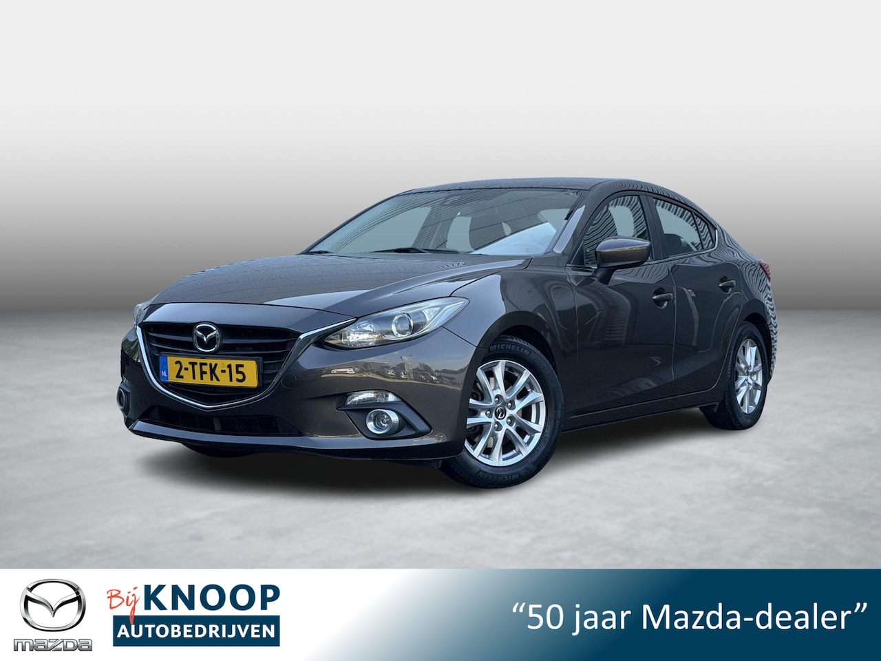 Mazda 3 - 2.0 Skylease | Trekhaak | Camera/ PDC | CruiseControl | - AutoWereld.nl