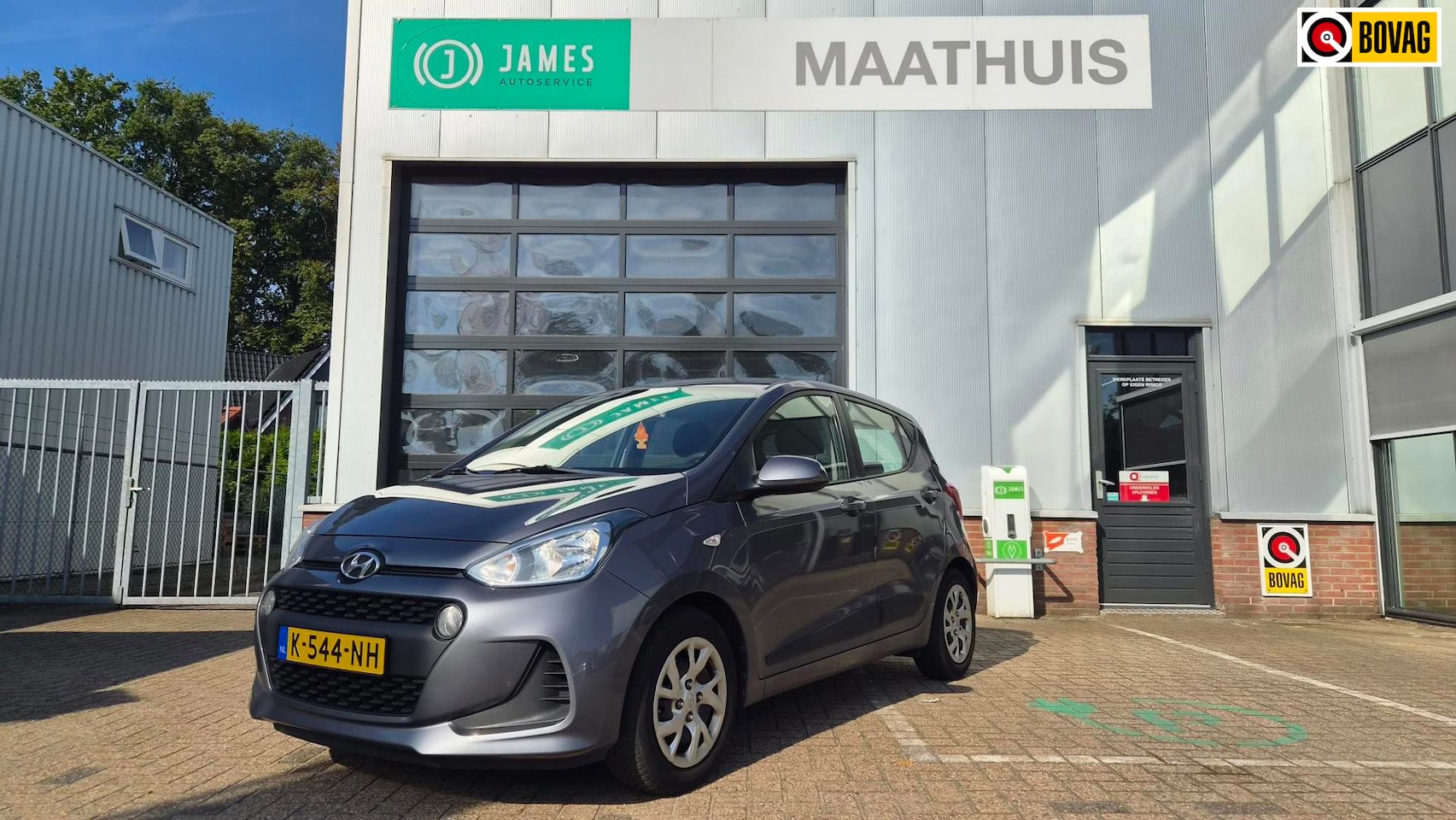 Hyundai i10 - 1.0i Comfort Apple Carplay Navigatie | Cruise Control | Airco - AutoWereld.nl