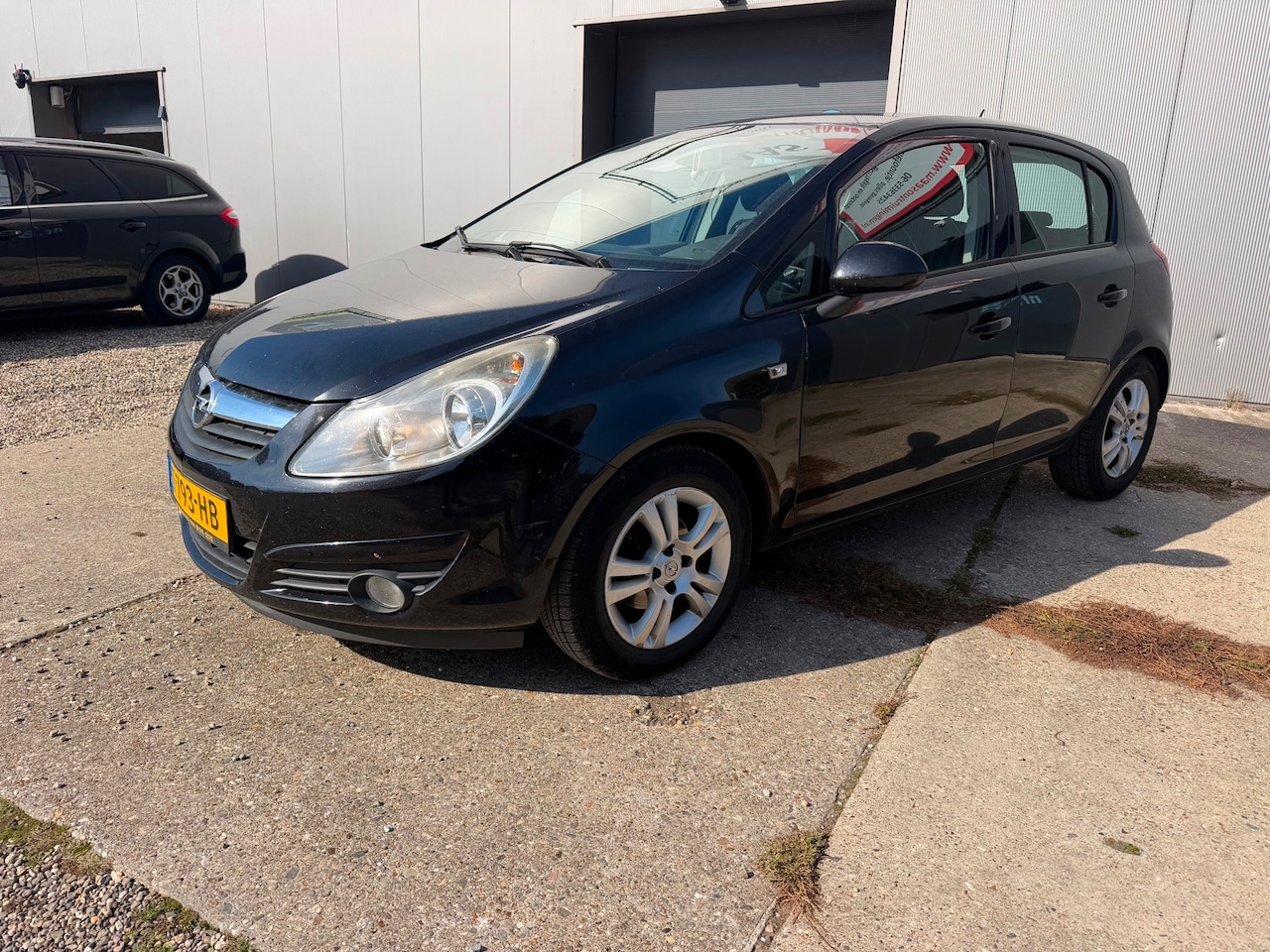 Opel Corsa - 1.2-16V Selection 5 deurs met airco - AutoWereld.nl