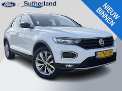 Volkswagen T-Roc - 1.5 TSI Style | Trekhaak | Camera | Stoelverwarming | Cruise Control Adaptief