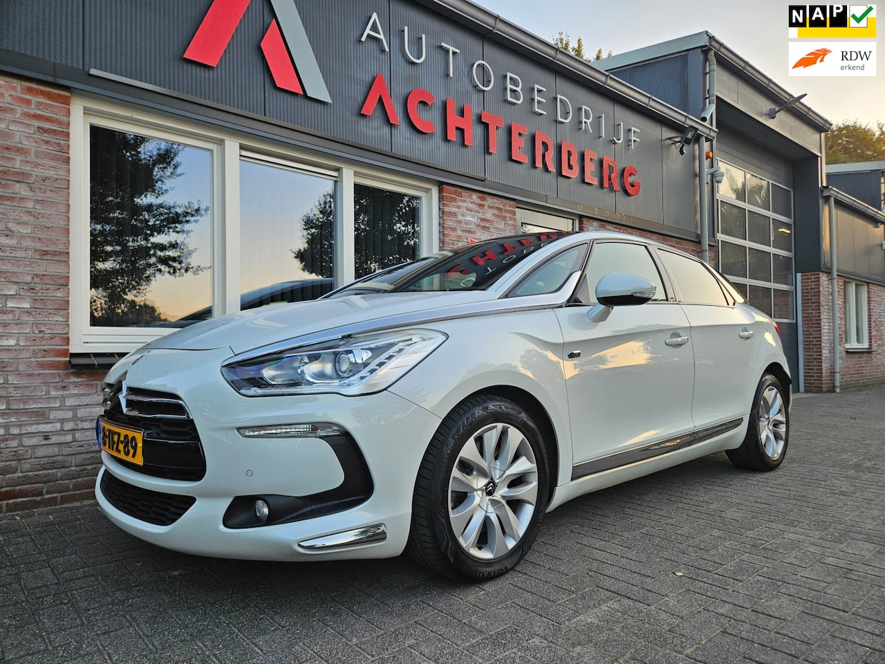 Citroën DS5 - 2.0 Hybrid4 Business Optimum Automaat! NAP! Panoramadak! Nette Auto! - AutoWereld.nl