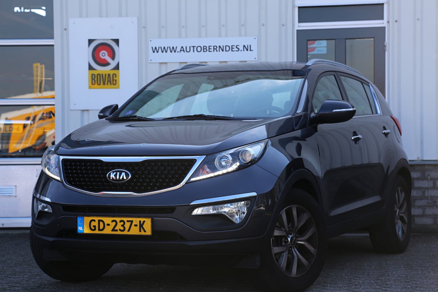 Kia Sportage - 1.6 GDI DynamicLine*NL-Auto*Perfect Onderh.*Trekhaak/Camera/Navi/Cruise-Control/Climate-Co - AutoWereld.nl
