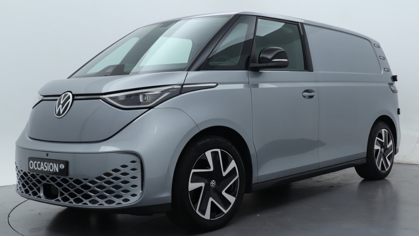 Volkswagen ID. Buzz Cargo - L1H1 79kWh 286pk Bulli-edition - AutoWereld.nl