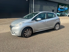 Peugeot 208 - 1.2 VTi Allure 5 DEURS CLIMA