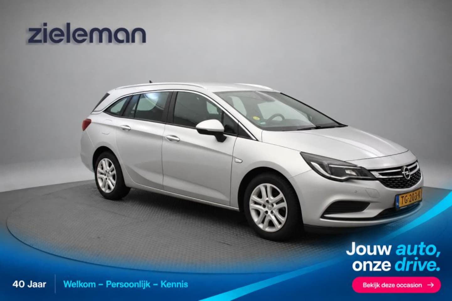 Opel Astra Sports Tourer - 1.6 CDTI Business+ Carplay, Navi, Cruise, Clima - AutoWereld.nl