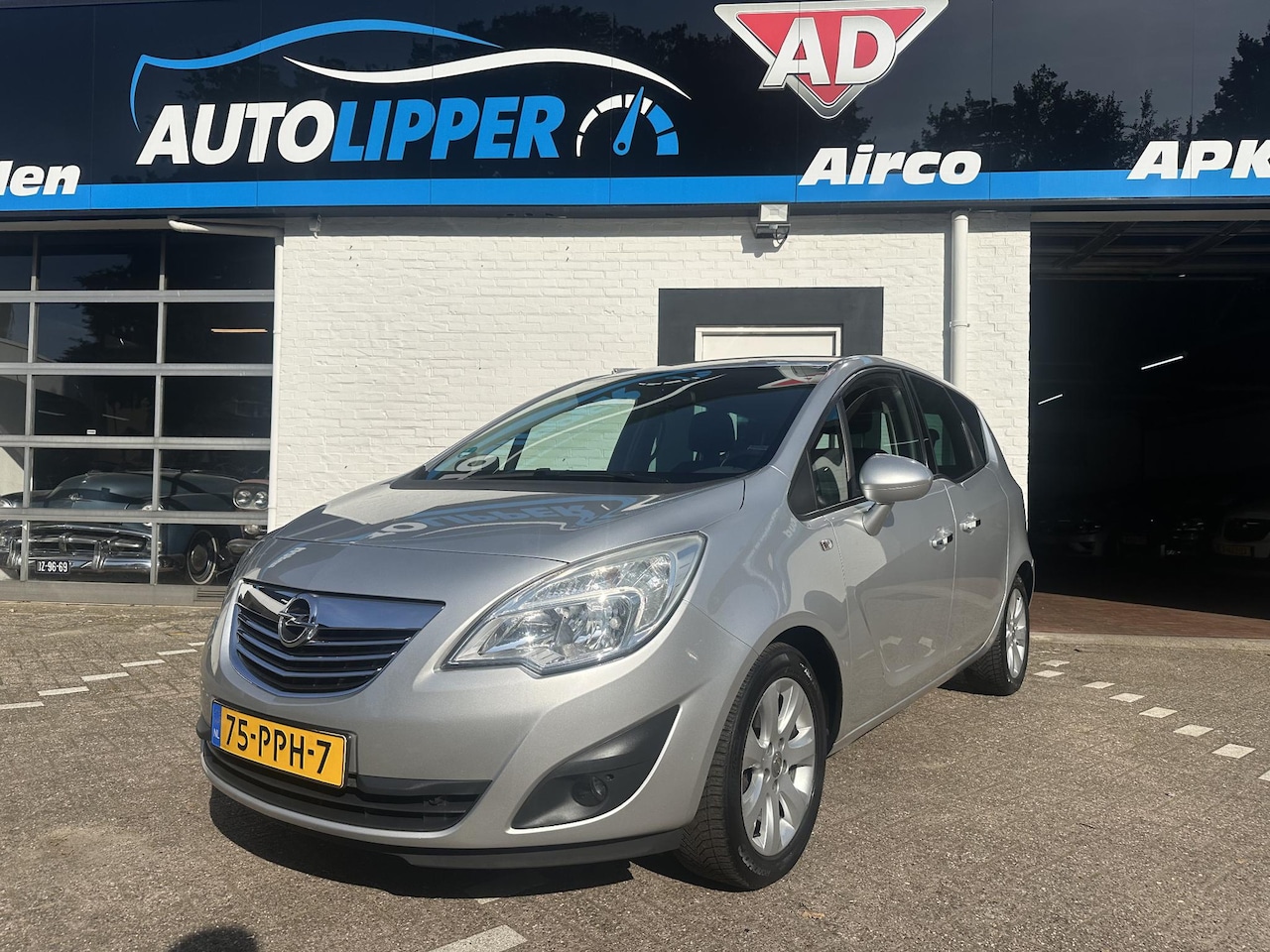 Opel Meriva - 1.4 Turbo Cosmo /Nieuwe apk bij aflevering/lm velgen/All season banden/Trekhaak - AutoWereld.nl